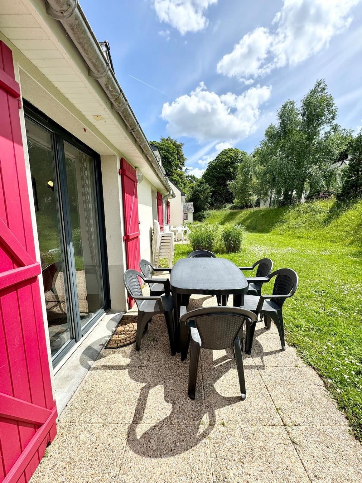 Maisonnette Tout Confort - Golf - Piscine Quéven Esterno foto